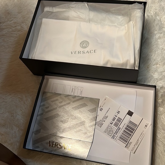 VERSACE GRECA MEDUSA TAG SNEAKERS - Picture 2 of 5